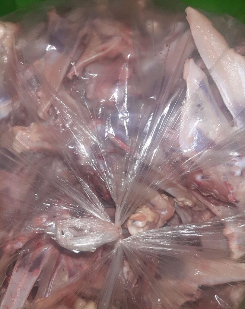 اسکلت غذای سگ