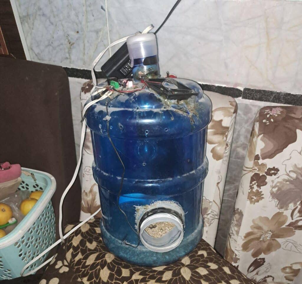دستگاه جوجه کشی