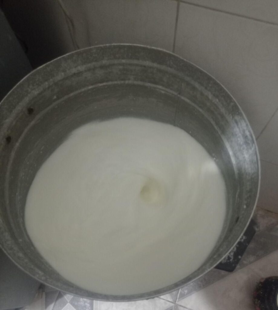 دوغ محلی تیره